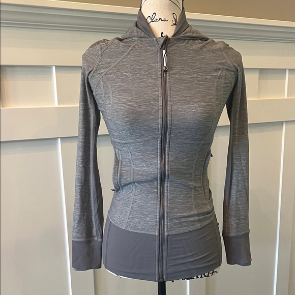 Lululemon Like New; Grey Fitted Zip-Up Jacket - Picture 1 of 14